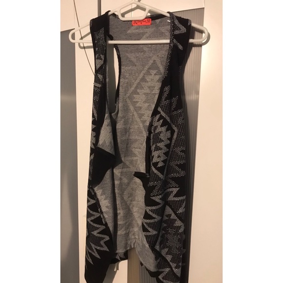 Long cardigan vest - Picture 2 of 2